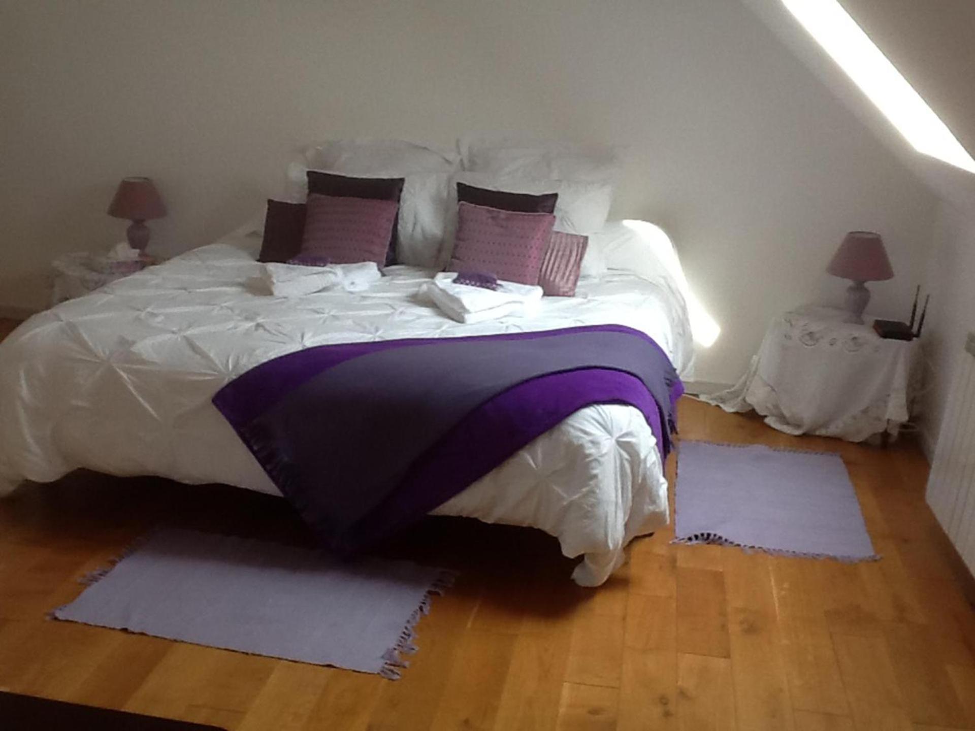 Captivating 2-Bed House With Log Burner In Kérien מראה חיצוני תמונה
