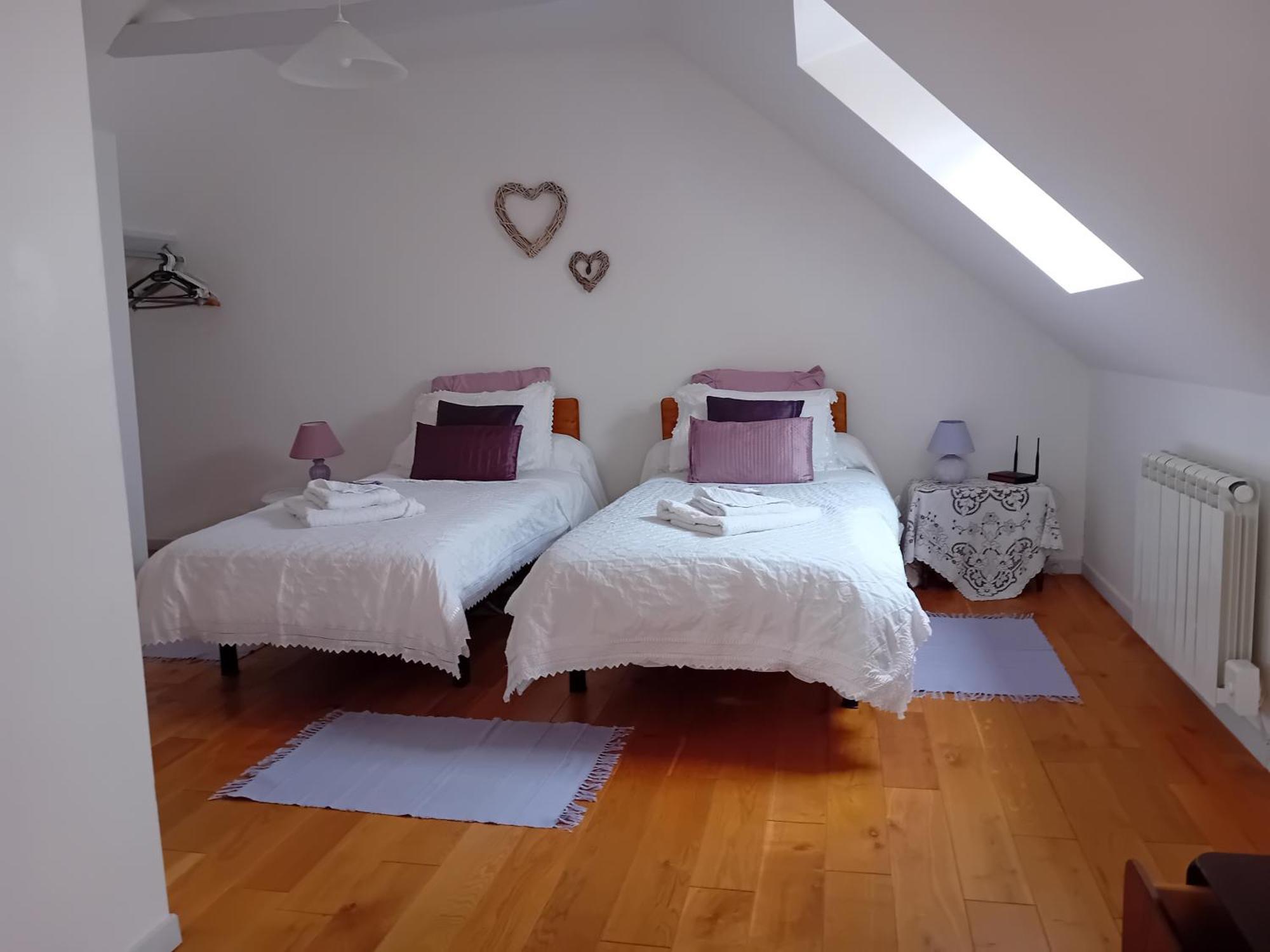 Captivating 2-Bed House With Log Burner In Kérien מראה חיצוני תמונה